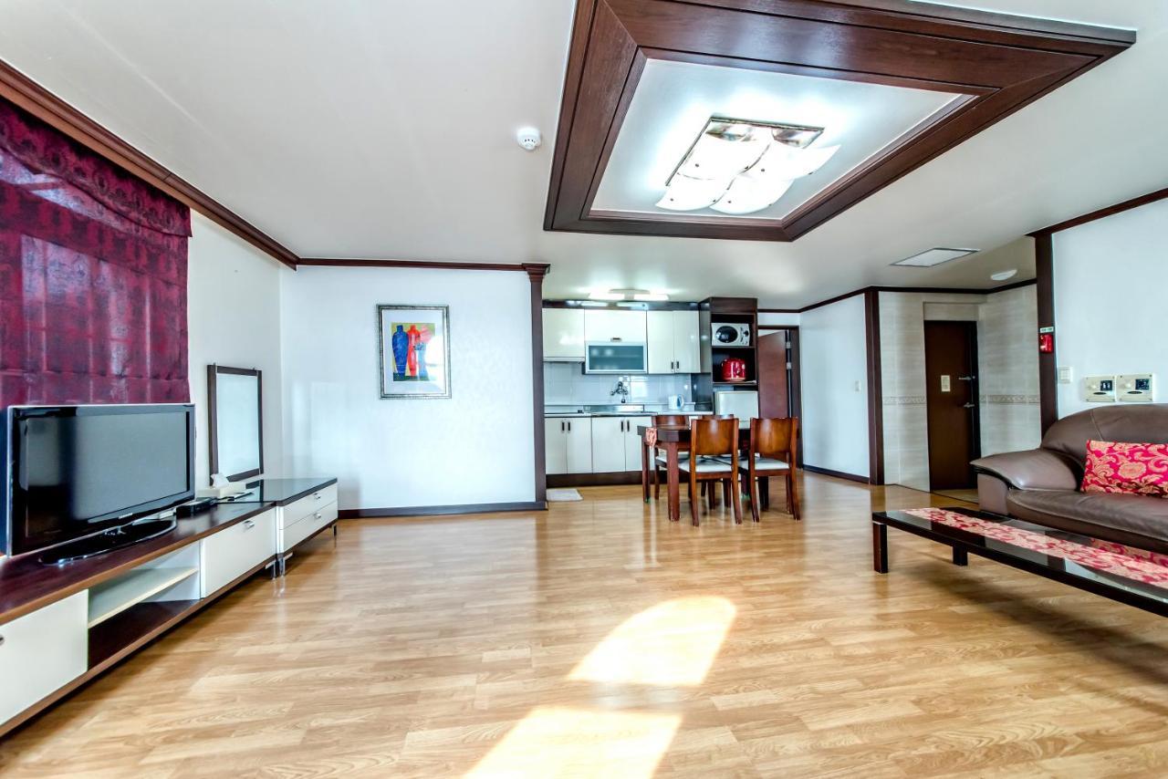 Jeju Hue Pension Seogwipo Exterior foto